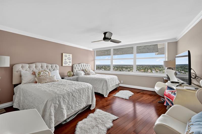 Image 22 of 31 For 4280 Galt Ocean Dr  20-a