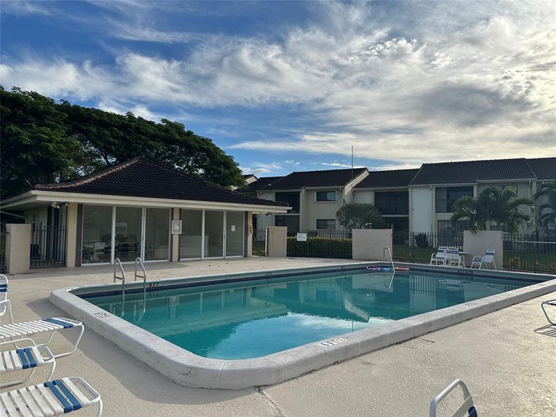 Image 14 of 14 For 22415 61st Way  202