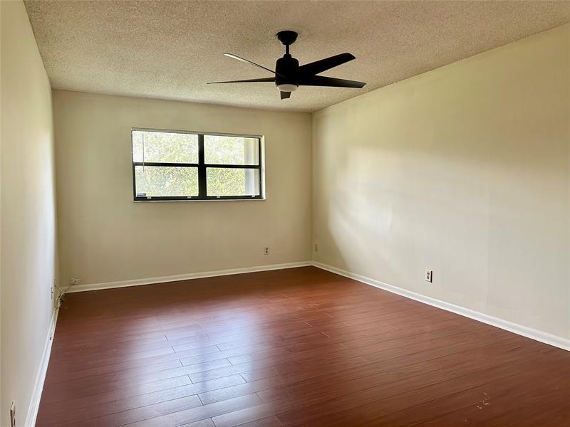 Image 7 of 14 For 22415 61st Way  202