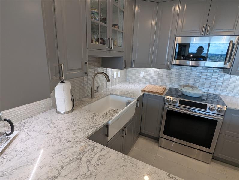 Image 10 of 55 For 1800 Andrews Ave  9g