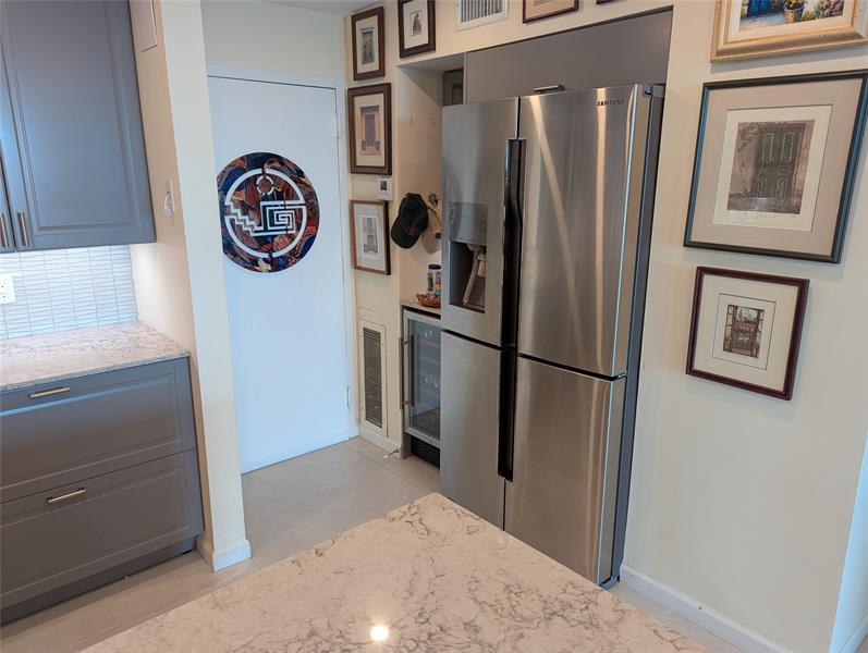 Image 12 of 55 For 1800 Andrews Ave  9g