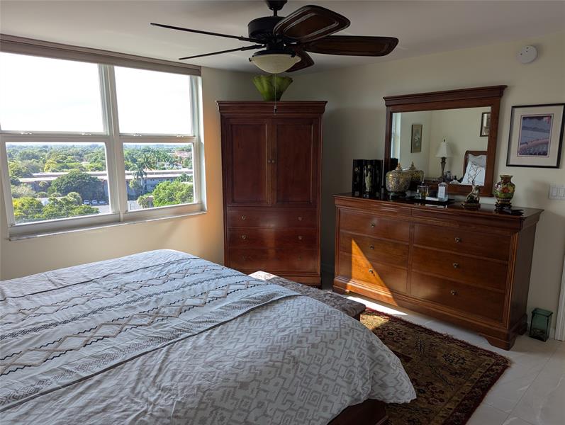 Image 18 of 55 For 1800 Andrews Ave  9g