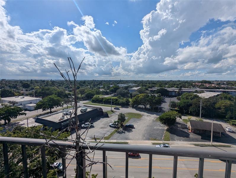 Image 22 of 55 For 1800 Andrews Ave  9g