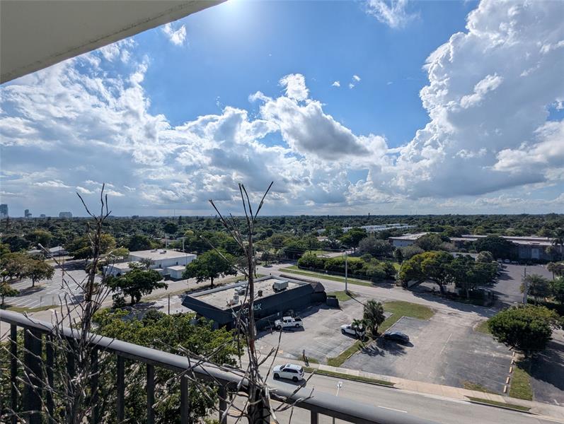 Image 23 of 55 For 1800 Andrews Ave  9g