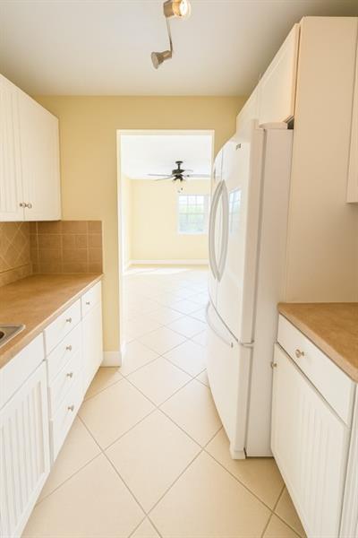 Image 4 of 8 For 1407 56th St  217