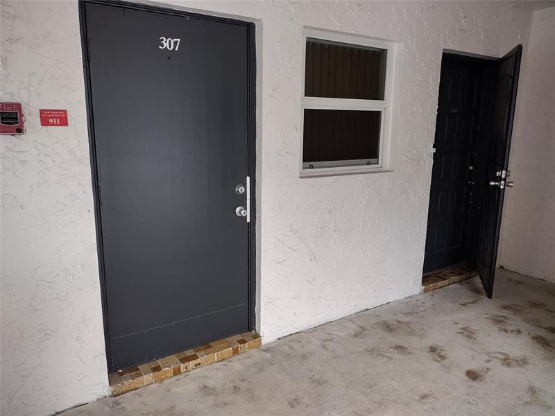 Image 3 of 3 For 3360 Spanish Moss Ter  307