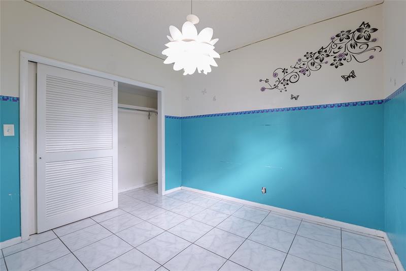 Image 14 of 54 For 5614 Hammock Ln 113