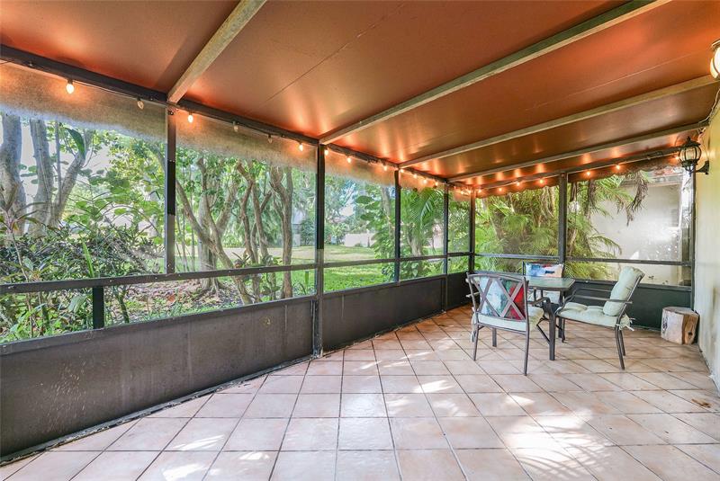 Image 2 of 54 For 5614 Hammock Ln 113