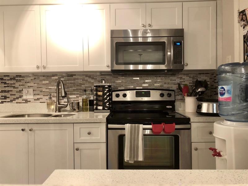 Image 13 of 17 For 4060 Hills Dr  24