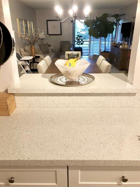 Image 14 of 17 For 4060 Hills Dr  24