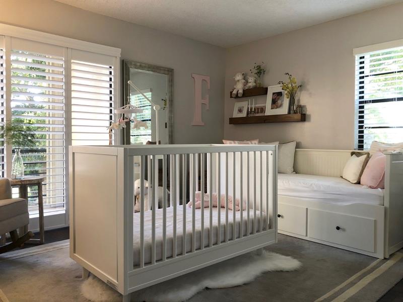 Image 9 of 17 For 4060 Hills Dr  24