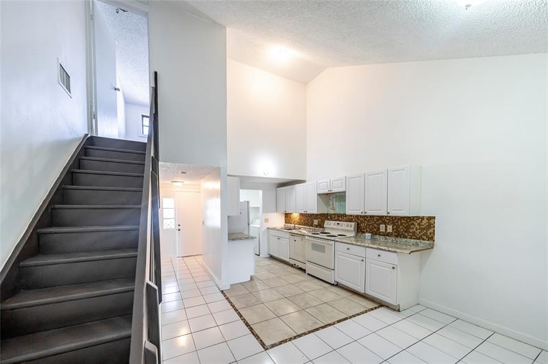 Image 4 of 28 For 3625 70th Ave 23-x