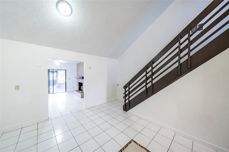 Image 5 of 28 For 3625 70th Ave 23-x