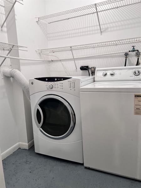 Image 22 of 32 For 740 Burgundy  740