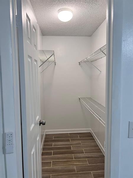 Image 30 of 32 For 740 Burgundy  740