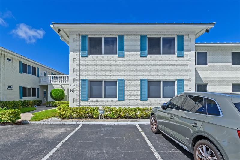 Image 34 of 41 For 6263 19th Ave  1030