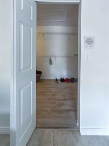 Image 26 of 47 For 1002 Aspri Way