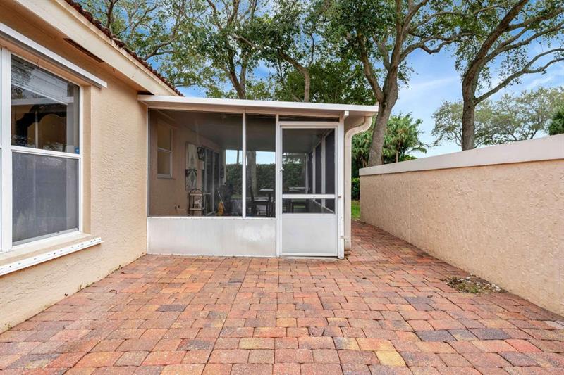 Image 36 of 47 For 1002 Aspri Way