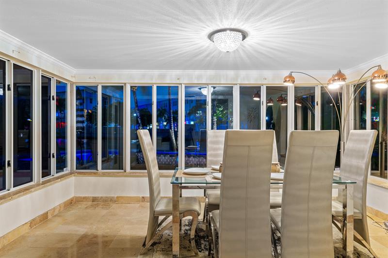 Image 48 of 73 For 2757 14th Ave