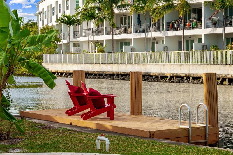 Image 57 of 73 For 2757 14th Ave