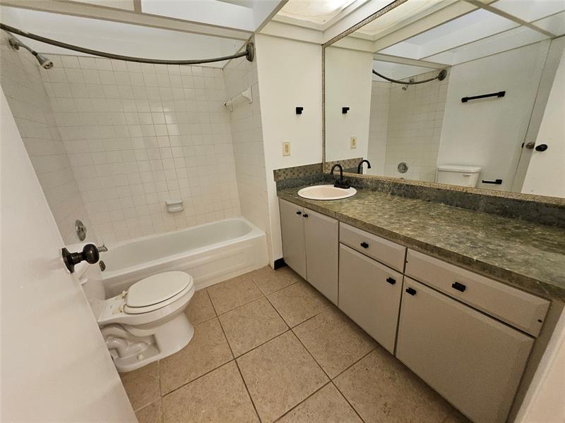 Image 20 of 29 For 8047 8th St  47-01