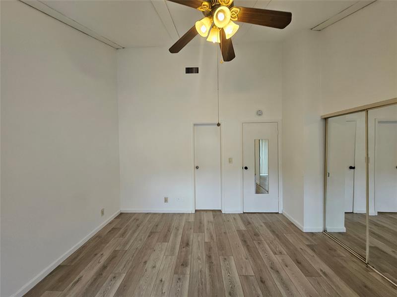 Image 24 of 29 For 8047 8th St  47-01