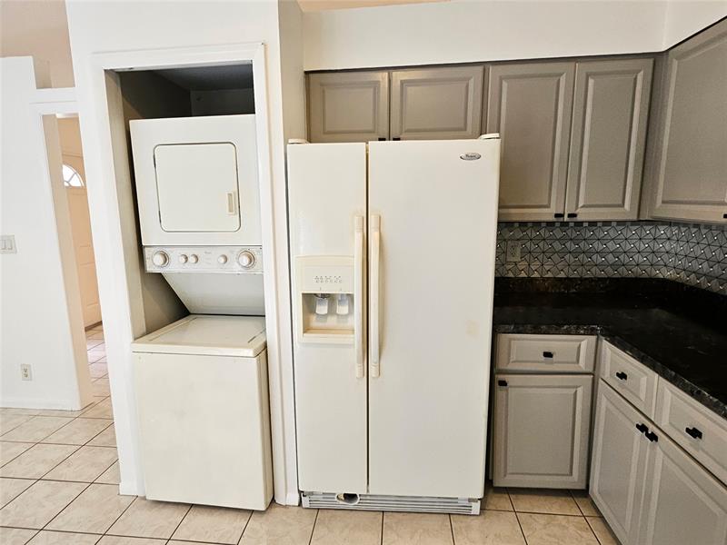 Image 4 of 29 For 8047 8th St  47-01