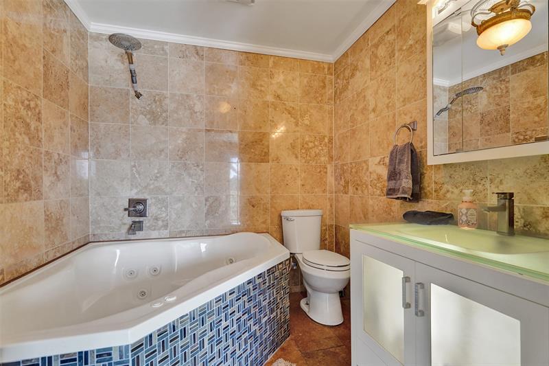 Image 15 of 62 For 2500 36th St  8