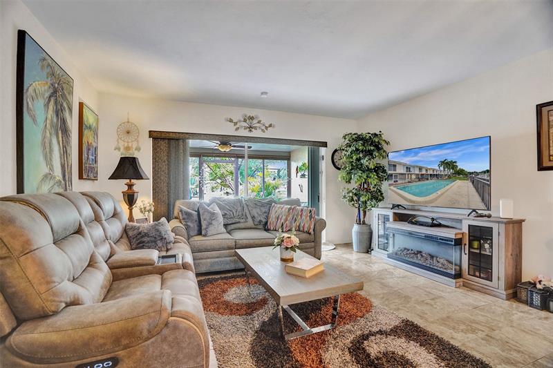 Image 6 of 62 For 2500 36th St  8