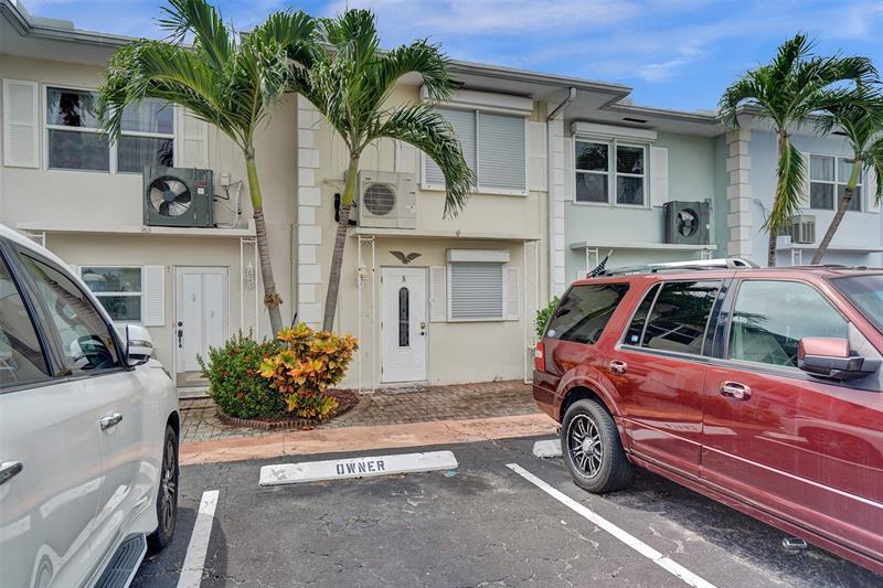 Image 9 of 62 For 2500 36th St  8