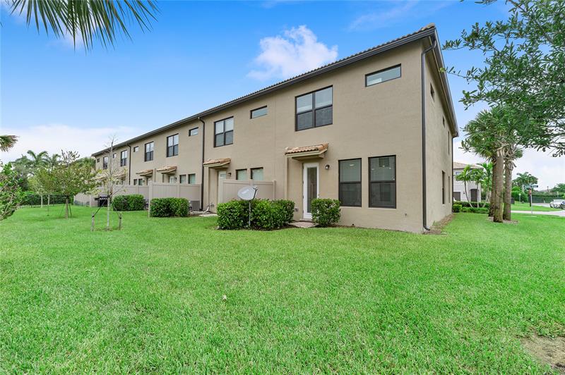 Image 18 of 24 For 4851 Indio Trail