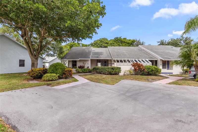 Details for 10971 Lake Front Pl  10971, Boca Raton, FL 33498