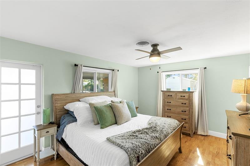 Image 28 of 55 For 1310 57th Ave