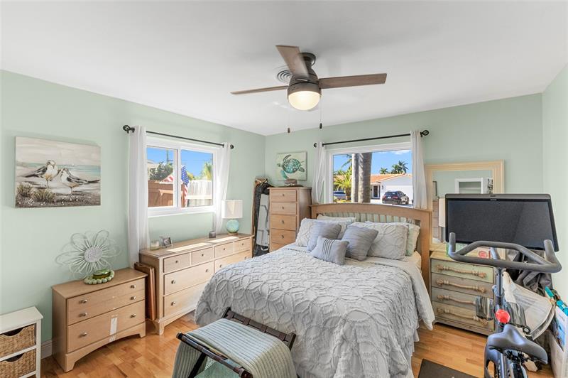 Image 37 of 55 For 1310 57th Ave