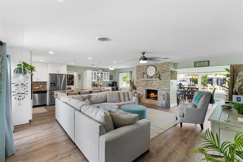 Image 5 of 55 For 1310 57th Ave