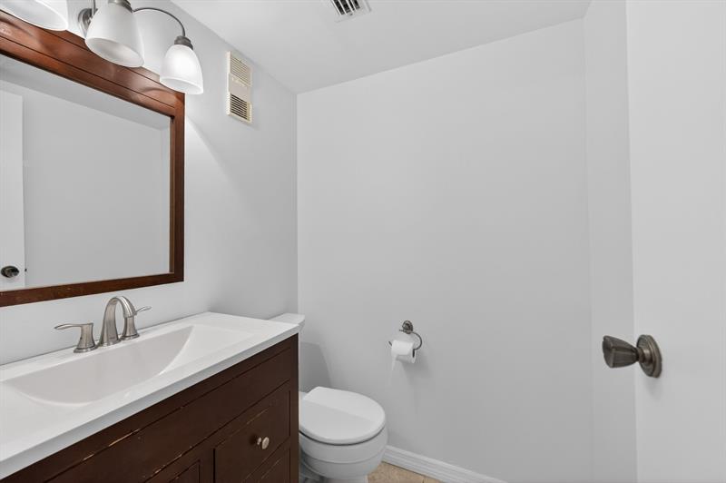 Image 21 of 39 For 9110 22nd Ct D-4