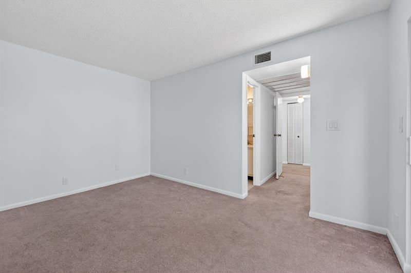 Image 26 of 39 For 9110 22nd Ct D-4