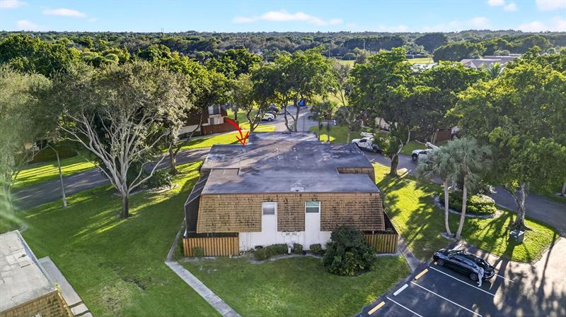 Image 32 of 39 For 9110 22nd Ct D-4