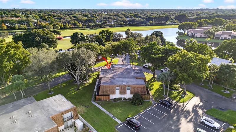 Image 33 of 39 For 9110 22nd Ct D-4