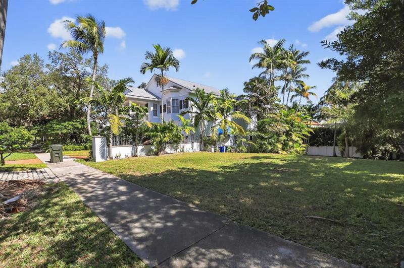 Image 4 of 7 For 1018 13th Ter