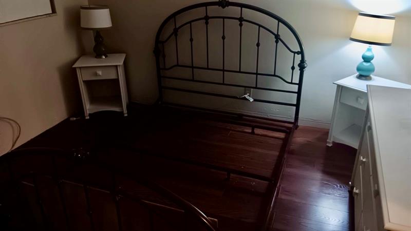 Image 8 of 9 For 2000 51st Ct  203