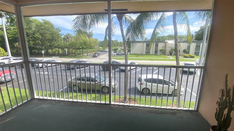 Image 16 of 25 For 770 2nd Ave  B211