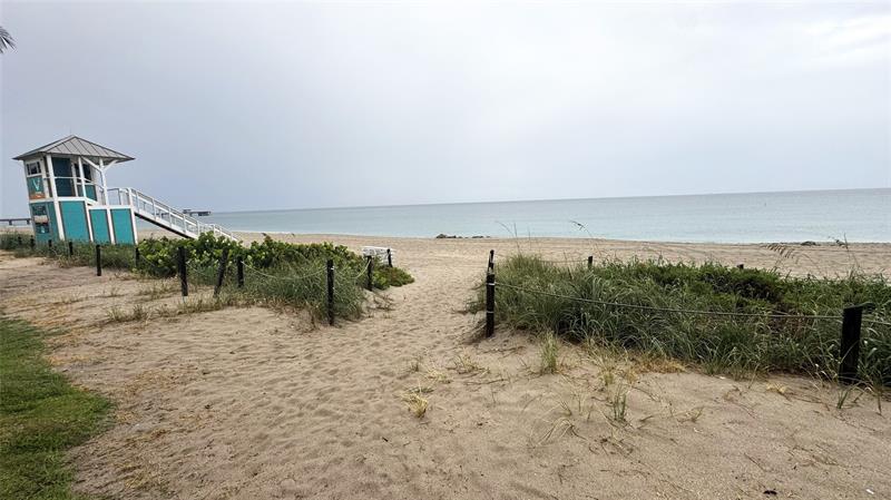 Image 17 of 25 For 770 2nd Ave  B211