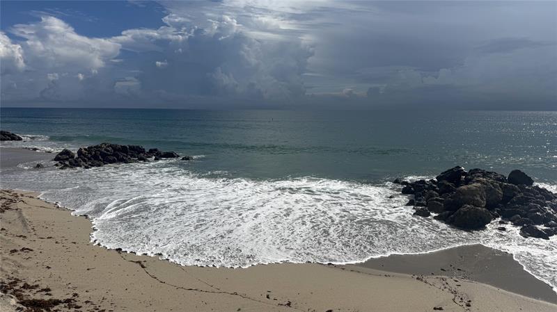 Image 20 of 25 For 770 2nd Ave  B211