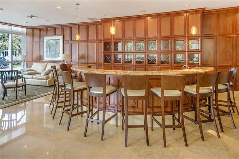 Image 41 of 50 For 347 New River Dr E  1603