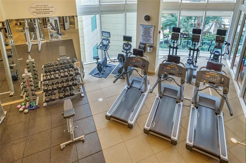 Image 50 of 50 For 347 New River Dr E  1603