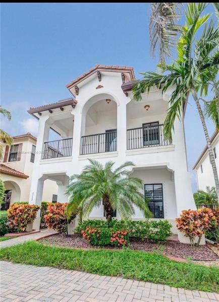 Image 4 of 25 For 8362 39th Ct