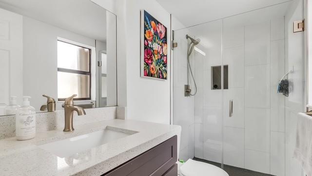 Image 16 of 23 For 2907 8th Ter  101