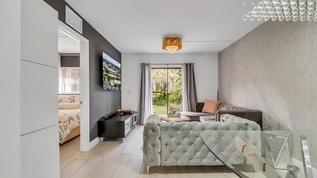 Image 9 of 23 For 2907 8th Ter  101