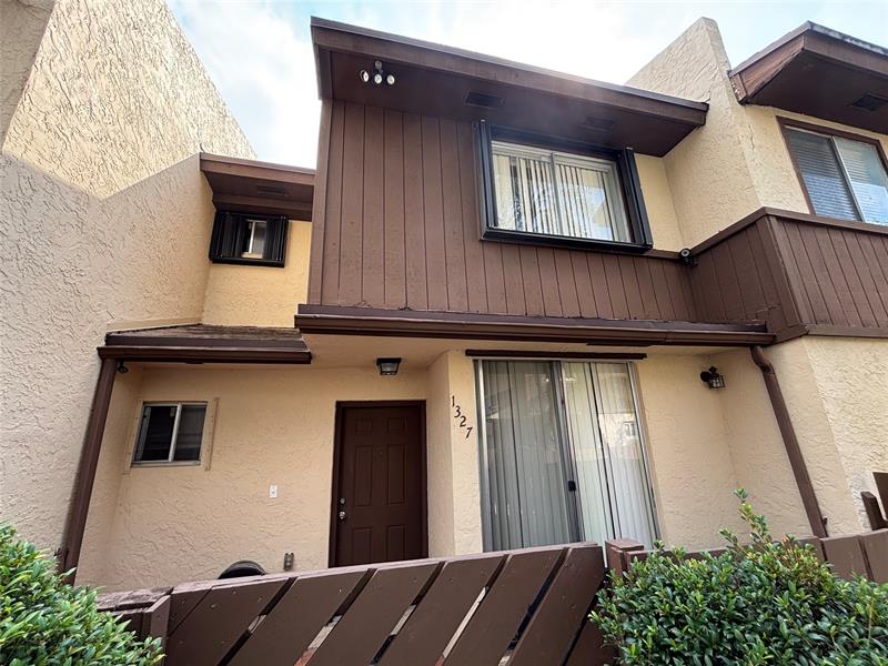 Image 2 of 31 For 1327 Hampton Blvd  1327